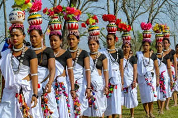 Tharu cultural program with local food